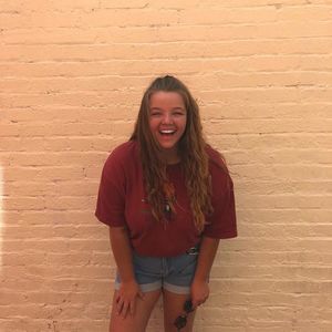 Meet your Posher, Reagan